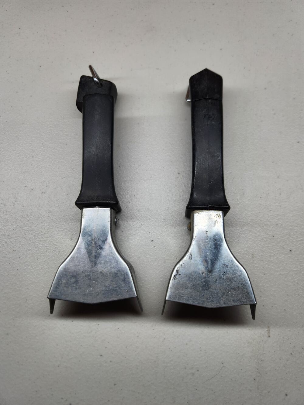 2 corning ware detachable twist handles for glass cookware